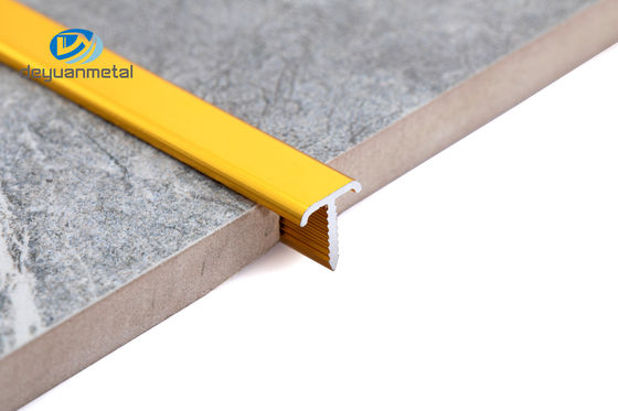 Anodized Extruded Aluminium T Channel 0.7-1.2mm Thickness ODM มีสีทองพร้อมเส้นโค้ง