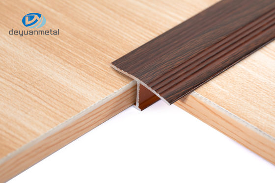 2.5m T Profile อลูมิเนียมอัดขึ้นรูป Anodized สำหรับตู้เสื้อผ้า ODM มี Anti-Slip