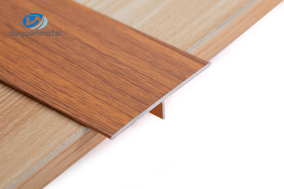 6063 อลูมิเนียม T โปรไฟล์ Extrusion T5 Temper ขัดเงา Multiapplication Transition Trim Wood Grain