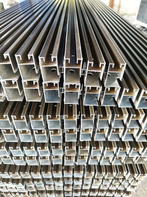 อลูมิเนียมกระจกเลื่อน Extrusions Profiles Powder Coating ทองแดง